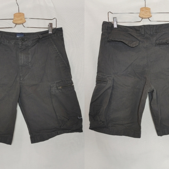 Nike‎ Sportswear Cargo Shorts Slate Gray Khaki Flat Fornt Pockets 32 613644-060 - Picture 1 of 8